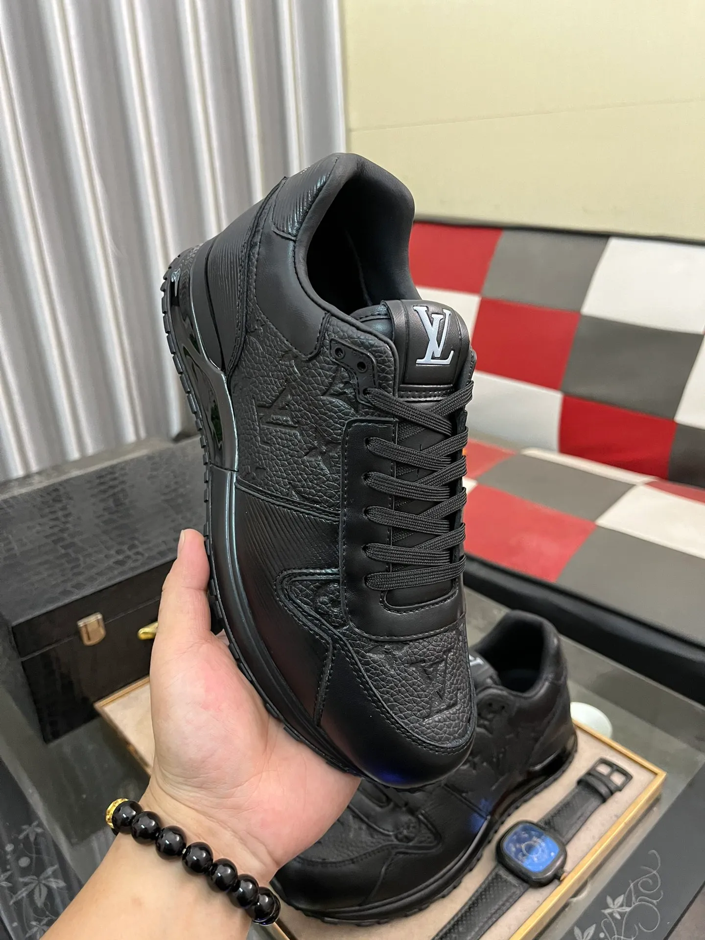 Men's shoes 💰540⌚️⌚️LV Louis Vuitton. The latest fashionable casual shoes are popular in physical stores. New spring and summer comfortable imported custom original cowhide, unique jacquard fabric element design. With sheepskin lining, Lv original base, [sun][sun] high-end packaging and high quality💪Details determine quality, code number 38-44